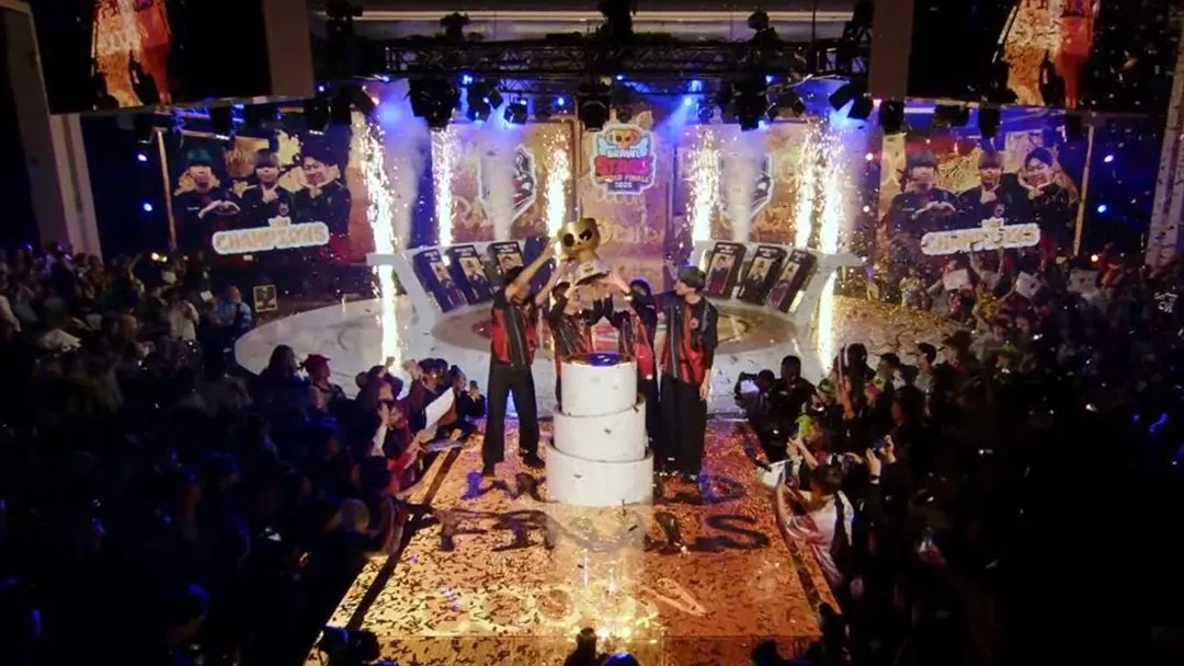 Crazy Raccoon Campeã Mundial Brawl Stars 2025: Vence HMBLE!